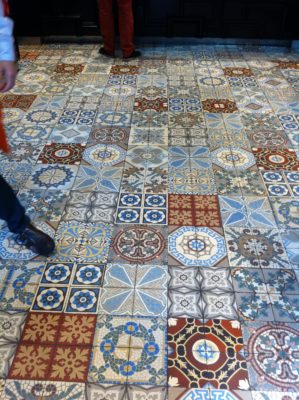 Patchwork cement tiles Compressed