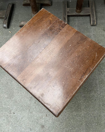 Table bistrot