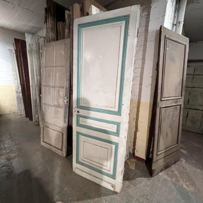 Antique door 87x236 cm