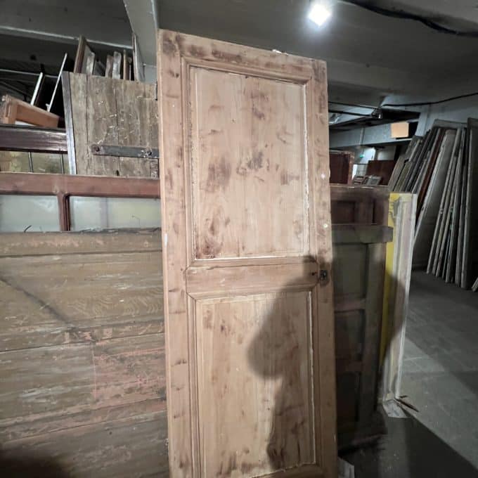Antique stripped door 81x212 cm