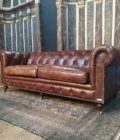 Canapé Chesterfield en cuir Marron