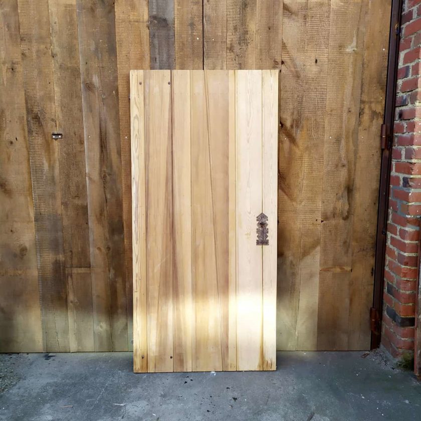 Antique stripped oak door, 189x91cm.