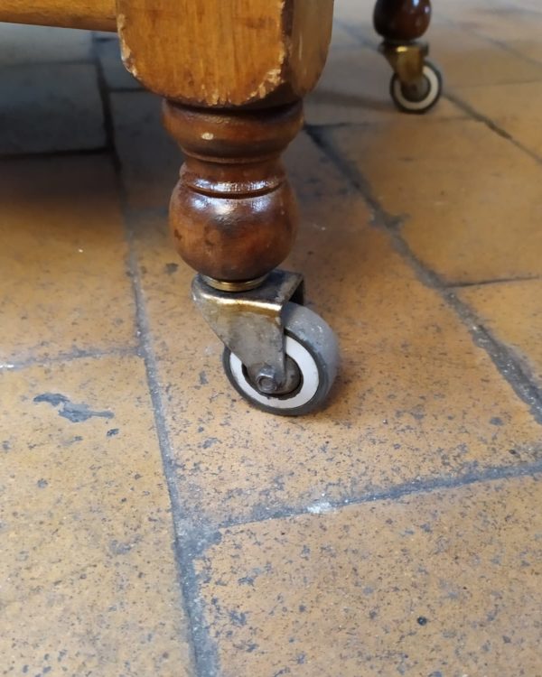 sideboard on wheels