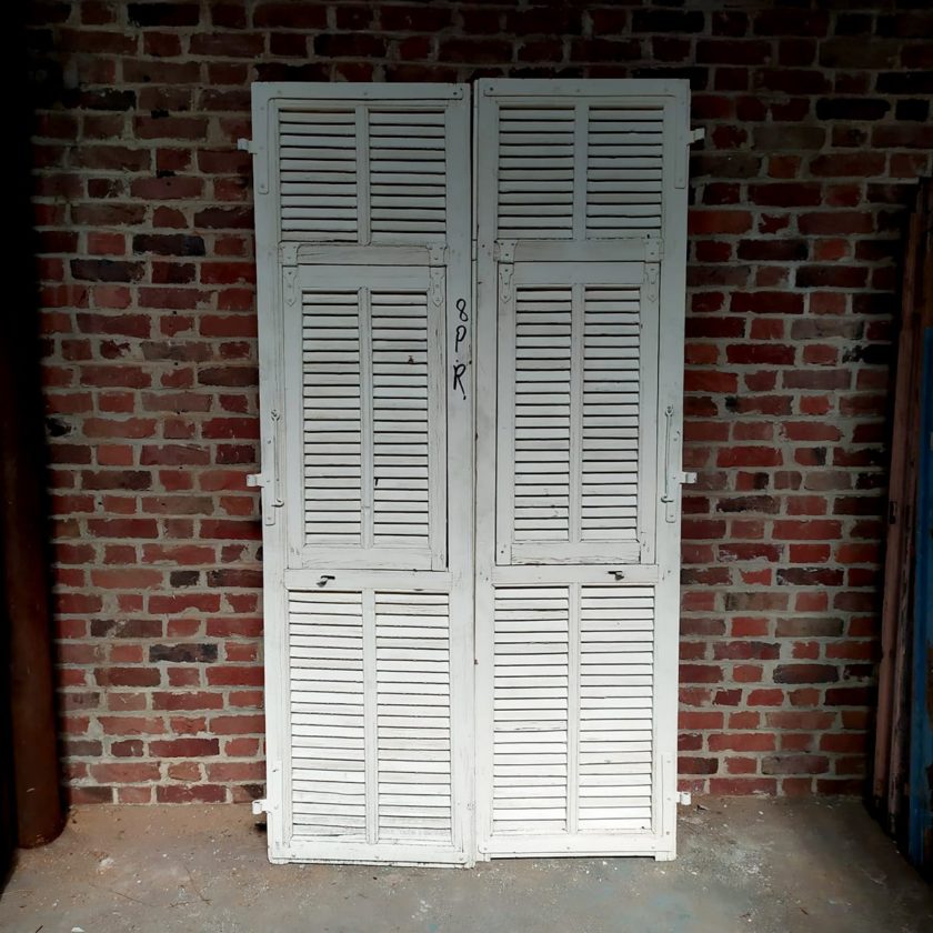 Antique double shutter, 115x212cm.