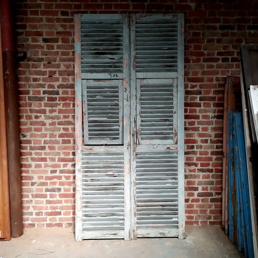 Antique double shutter, 127x260cm.