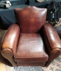 Fauteuil club moustache 2