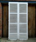 Double volets blancs, 153.5*300cm.