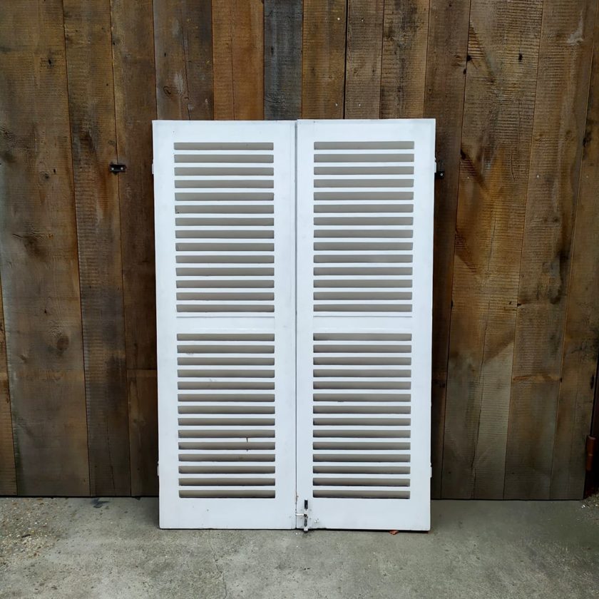 Double white shutters, 113*168cm