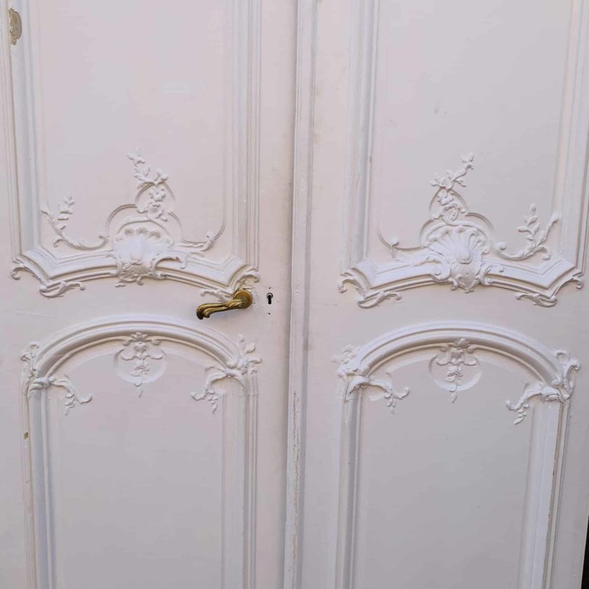 Louis XV style double door back details