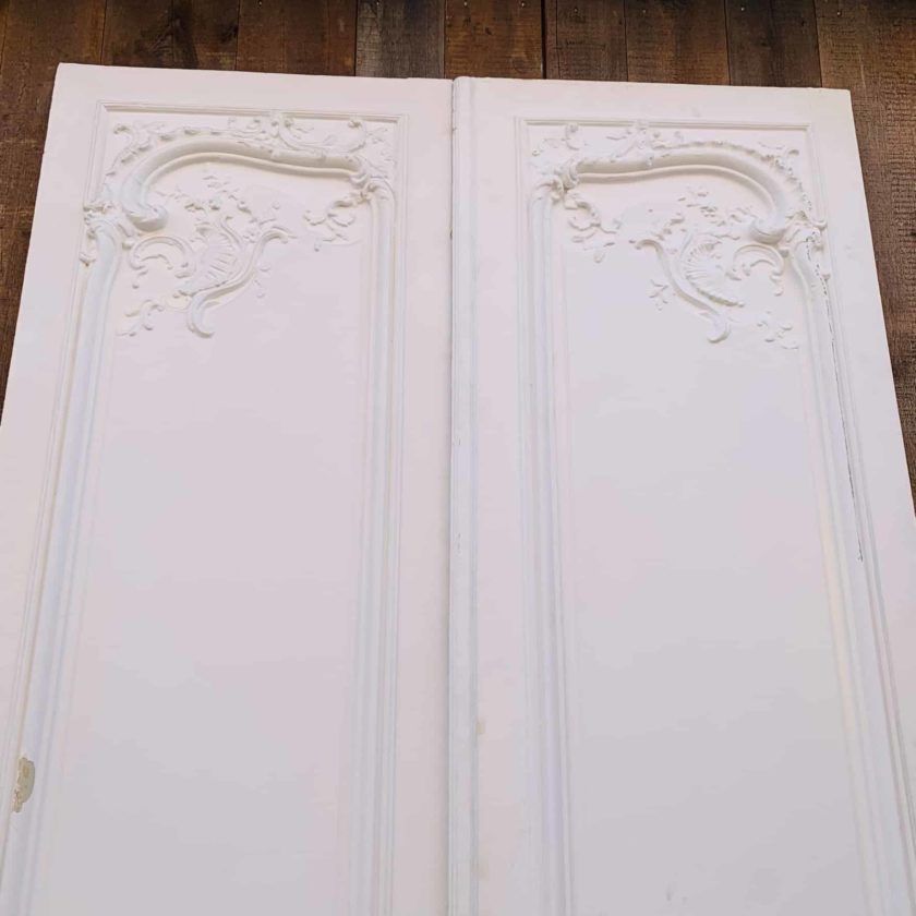 Louis XV style back top double door