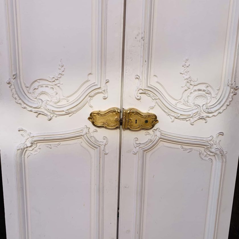 Louis XV style double door front delails