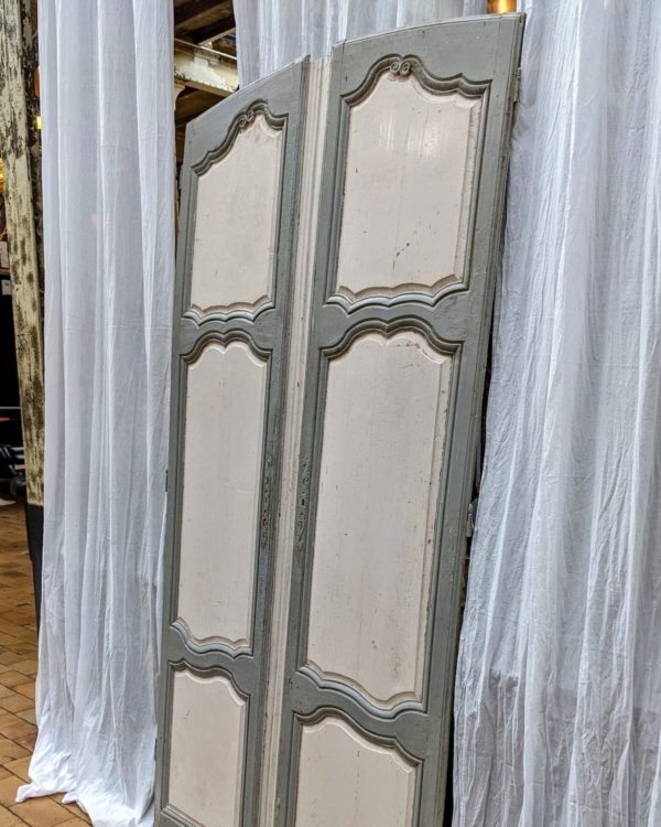 double closet door side