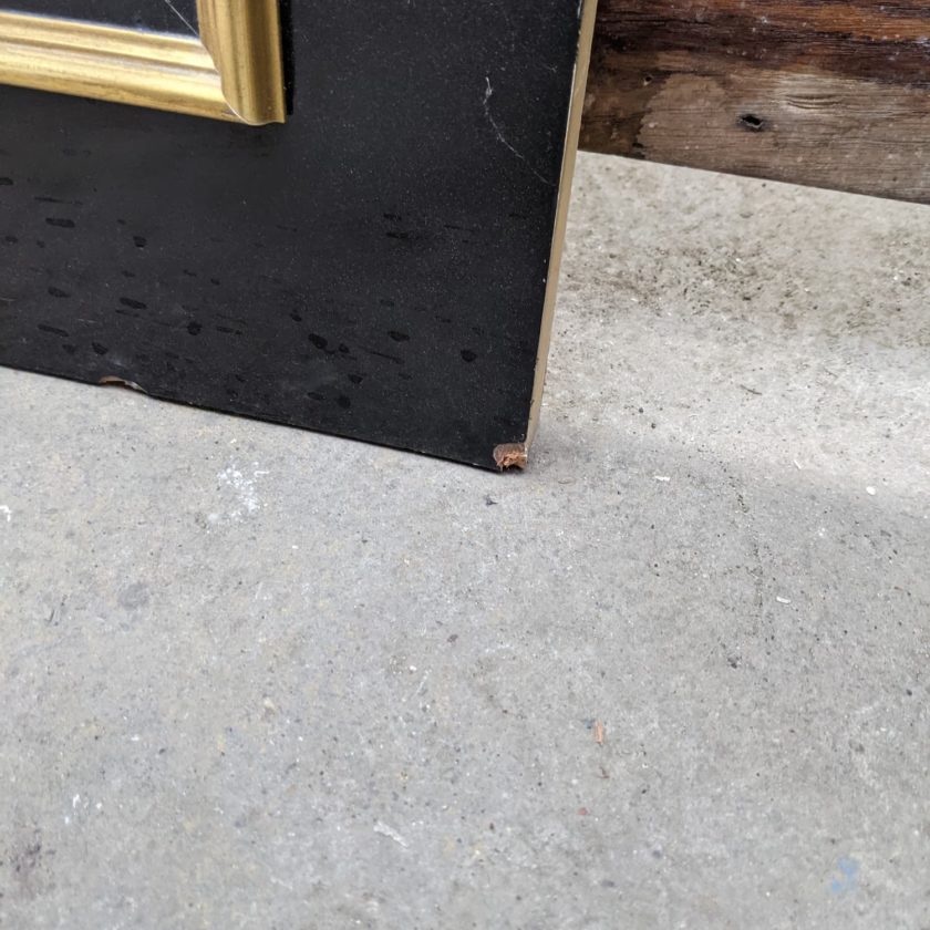 down lacquered door