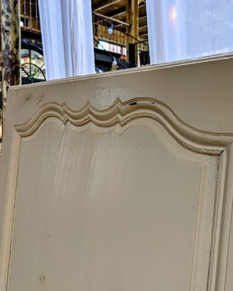 closet doors details