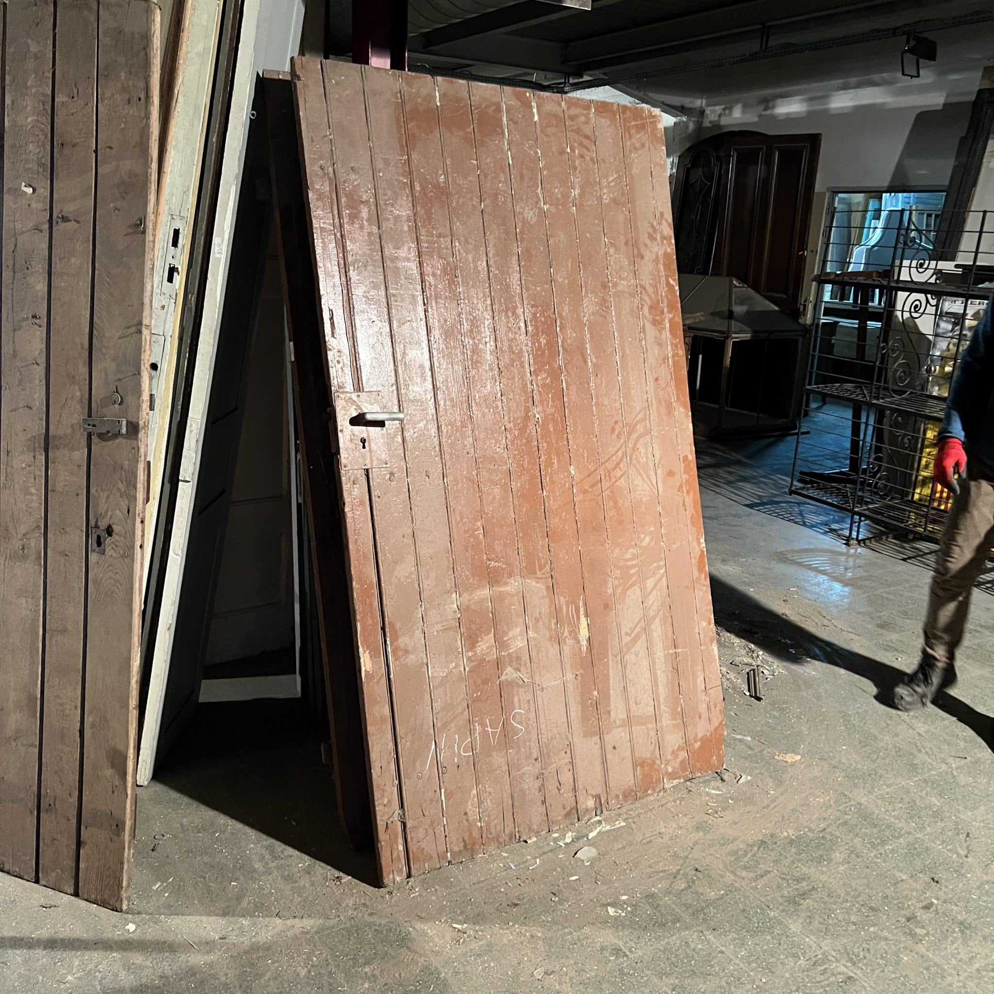 Antique barn door 119×203 cm