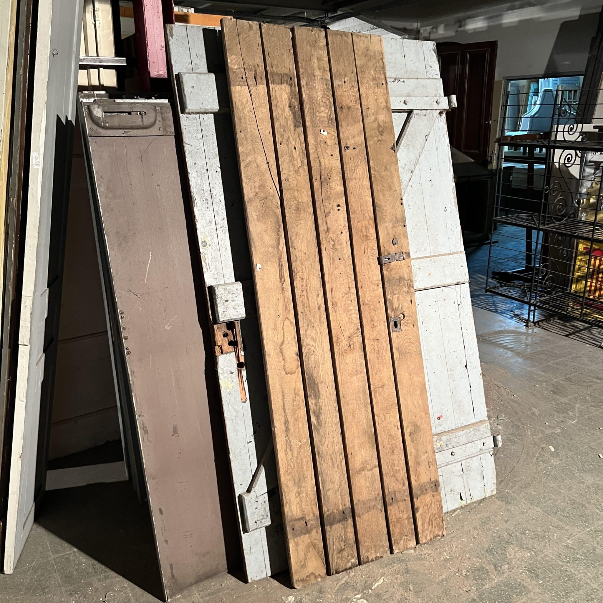 Antique barn door 63×202 cm