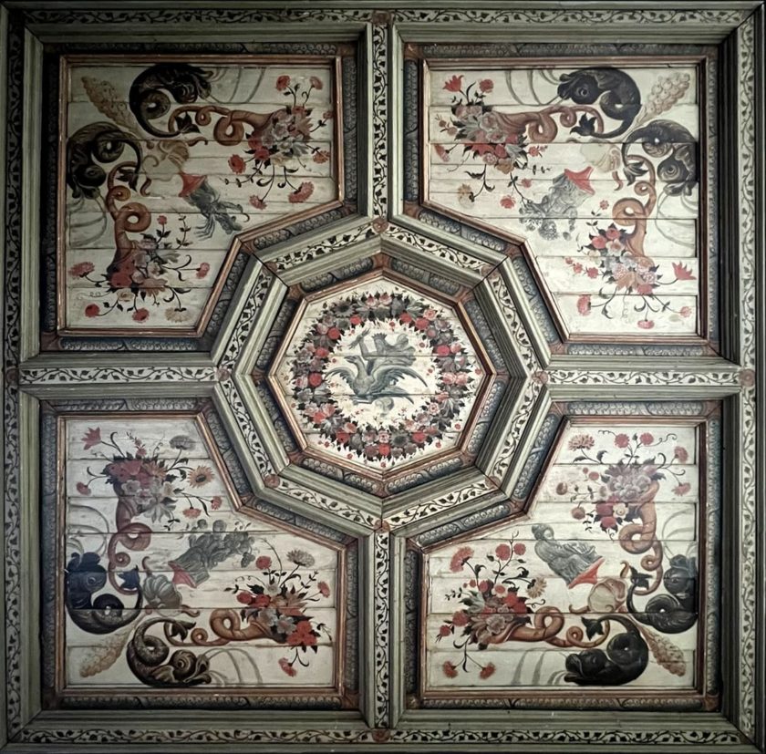 Italian ceiling