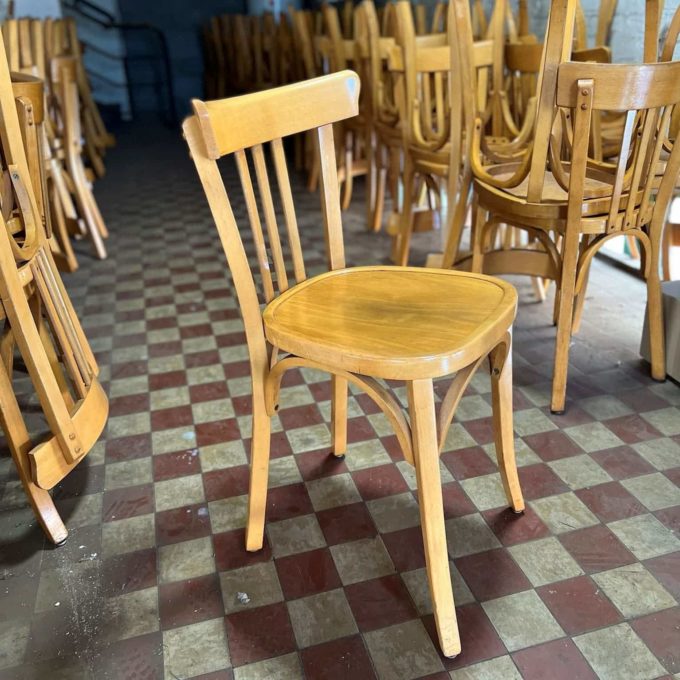 chaises en bois courbé BAUMANN