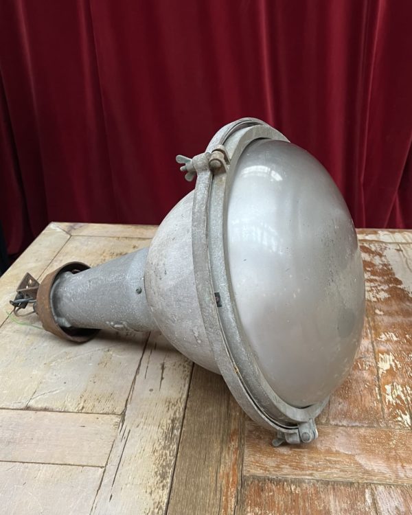 lampe 1920 side