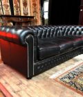 Chesterfield Noir side