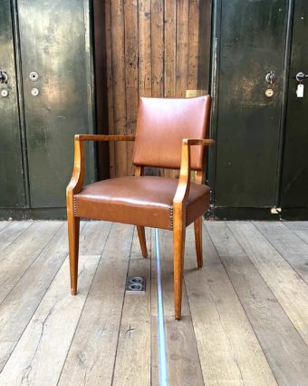 Bridge chair