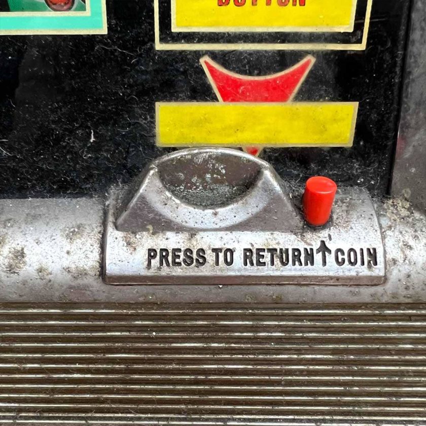 button slot machine