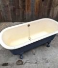 Baignoire en fonte pied top