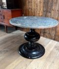 Table ronde side
