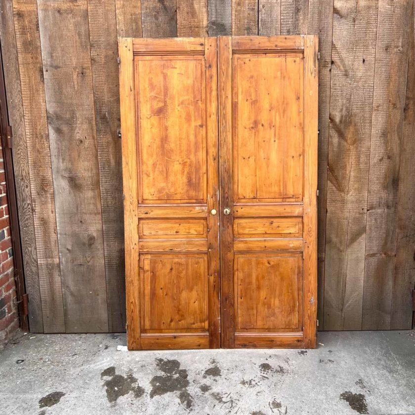 Double fir cupboard door 132x210 cm