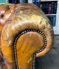 Chesterfield en cuir marron clair defect