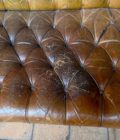Chesterfield en cuir marron clair seat