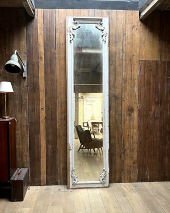 Wooden mirror