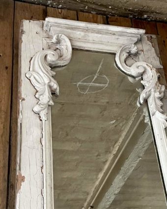 Woodwork mirror top