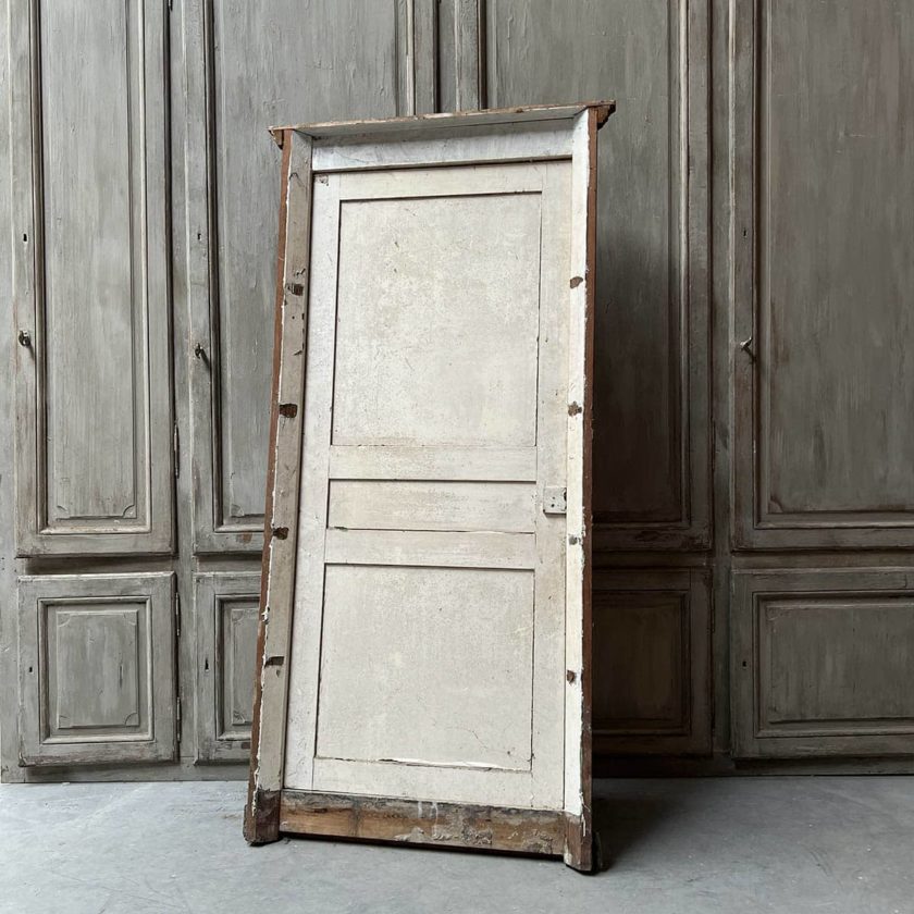 IMG_5220 | Authentic Materials Cupboard door with frame 96x212 cm