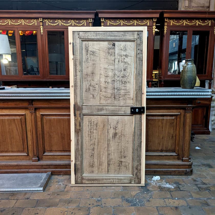 Oak door with its frame