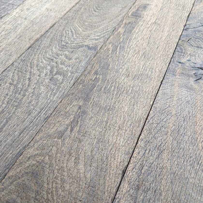 Re-edition oak parquet XVIII side