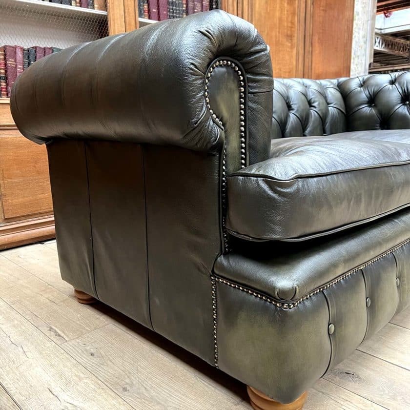 Chesterfield Harewood 2 seater side
