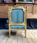 Fauteuil en bois mouluré doré back