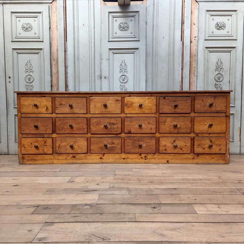 Drawer loom cabinet