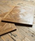 Parquet Soubise ou petit versailles en chêne vielli side