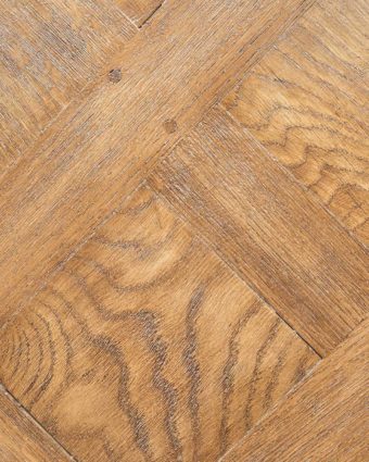 Soubise or petit versailles parquet in aged oak zoom