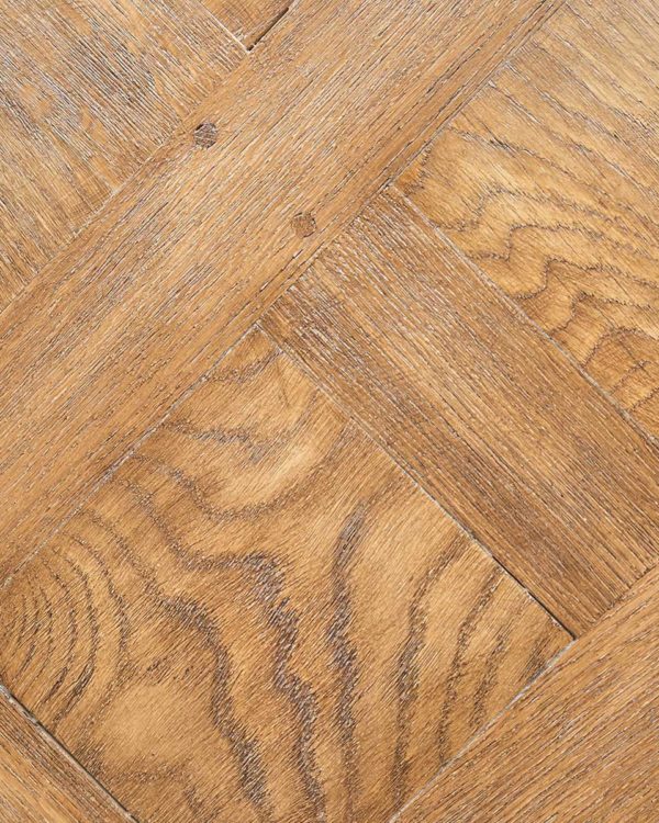 Soubise or petit versailles parquet in aged oak zoom