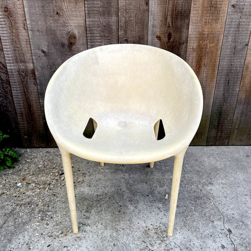 IMG_9939-1 | Matériaux Authentiques Chaise soft egg Philippe Starck