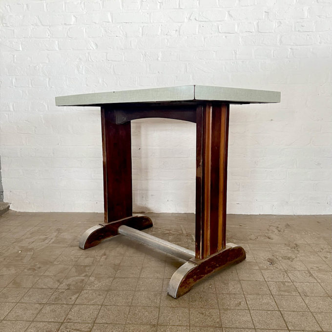 Bistro table with Formica top front 2