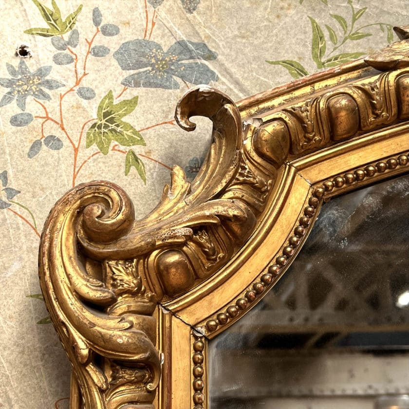 Paire de Trumeau de style Louis XV en dorure miroir mercure top corner left 1