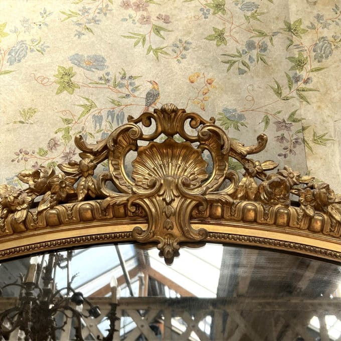 Pair of Louis XV style Trumeau in gilded mercury mirror top middle 1