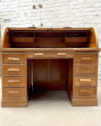 Secretary 130x110x80 front