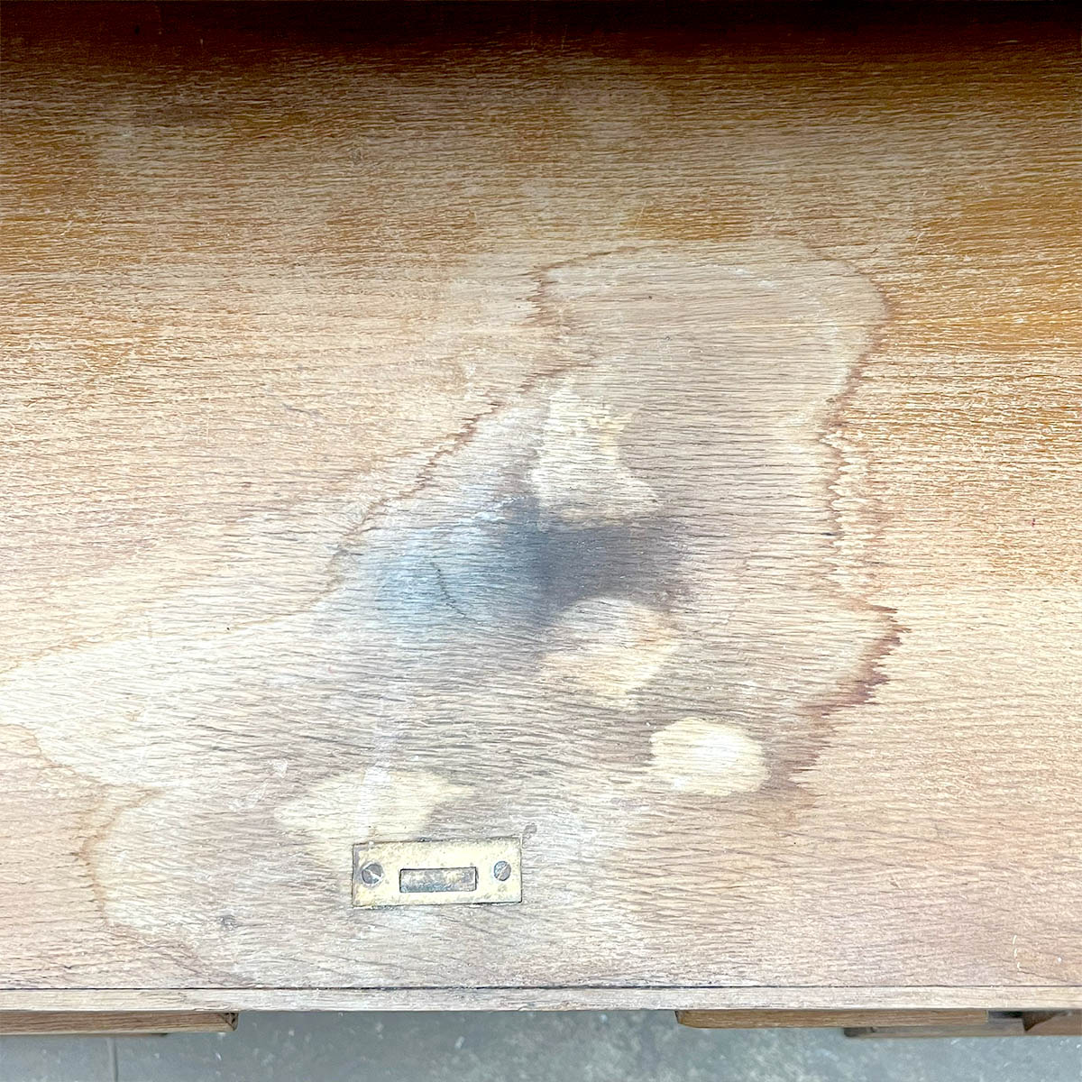 WhatsApp-Image-2023-09-29-at-111240-1 | Matériaux Authentiques Secrétaire