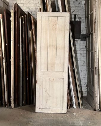 Porte ancienne de placard 705x222 front
