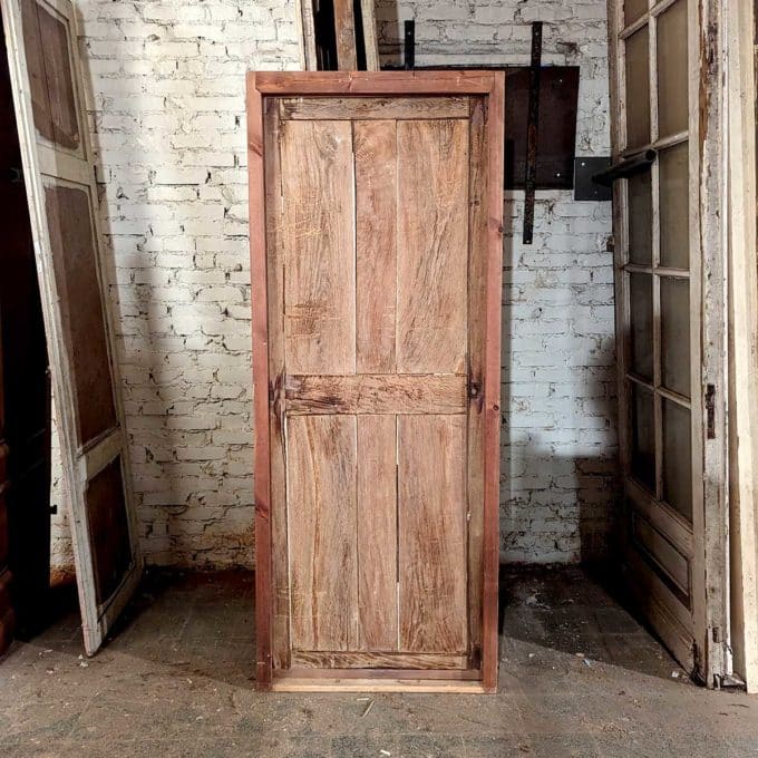 Oak closet door with frame 80x1995 back
